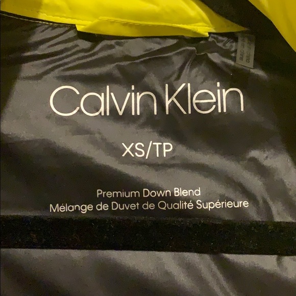Bright yellow Calvin Klein original puffer jacket - Picture 3 of 6